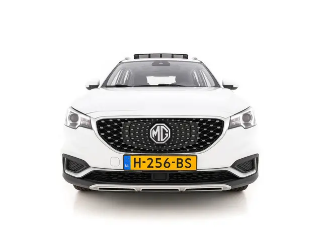 MG ZS-EV 2