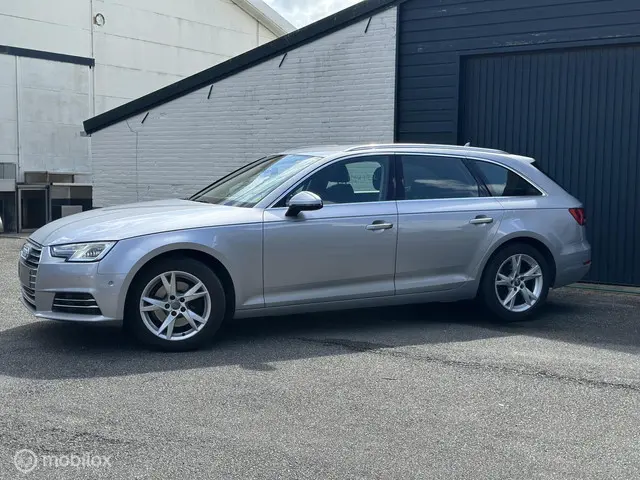 Audi A4 2.0 TFSi 190PK Ultra Sport 2017 Benzine 4