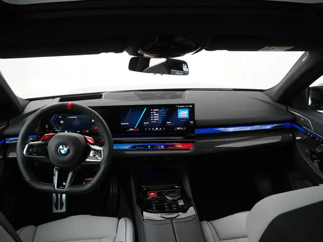 BMW M5 Touring 2026 Hybride Benzine 5