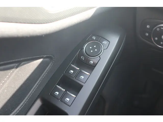 Ford Focus 1.0 EcoBoost ST Line Business 2018 Benzine 33