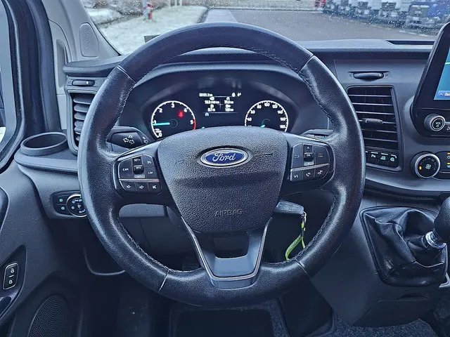 Ford Transit Custom 2.0 2020 Diesel 12