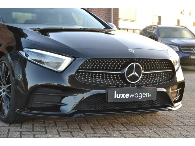 Mercedes-Benz CLS 450 4M Ed.1 AMG 2019 Benzine 90