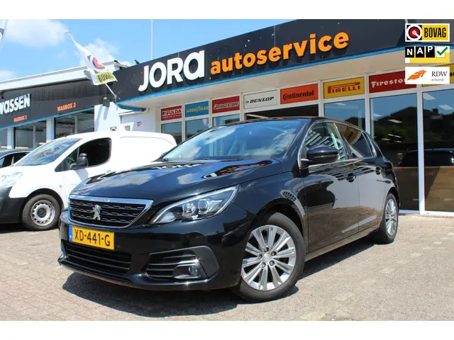 Peugeot 308 1.2 PureTech Allure 2018 Benzine