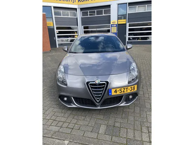 Alfa Romeo Giulietta 1.4 T Veloce 2014 Benzine 4