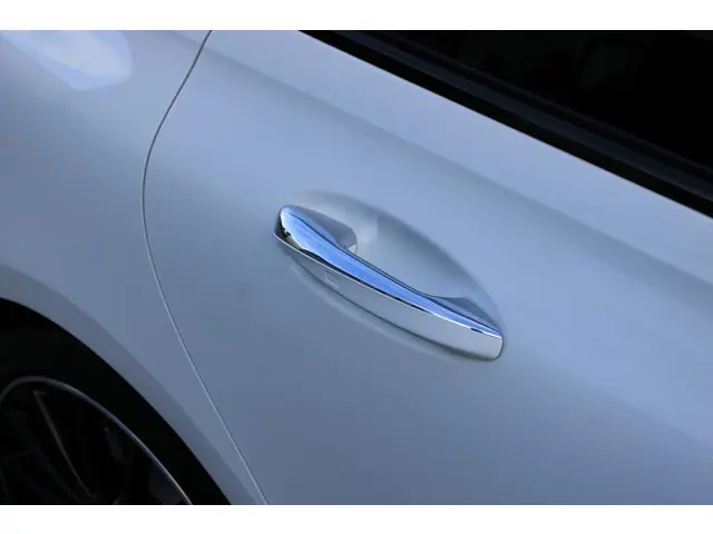 Mercedes-Benz B-Klasse 180 AMG 2019 Benzine 12