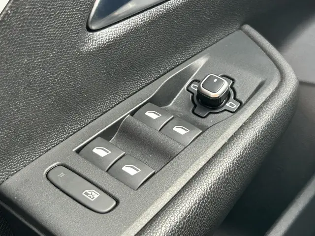 Opel Astra 1.2 Edition 2022 Benzine 19