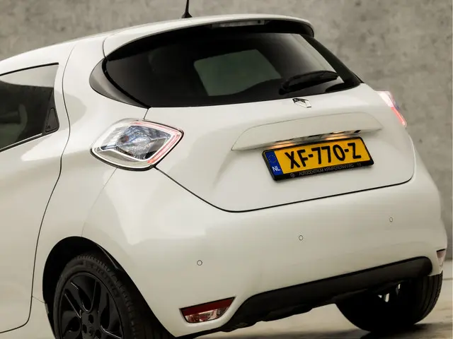 Renault ZOE R90 Bose Luxury 41 kWh 2019 Elektrisch 12