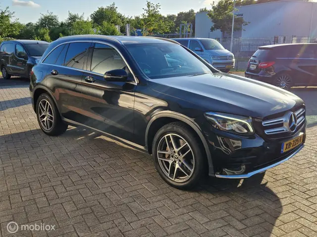 Mercedes-Benz GLC 250 d 4MATIC AMG 2018 Diesel 6