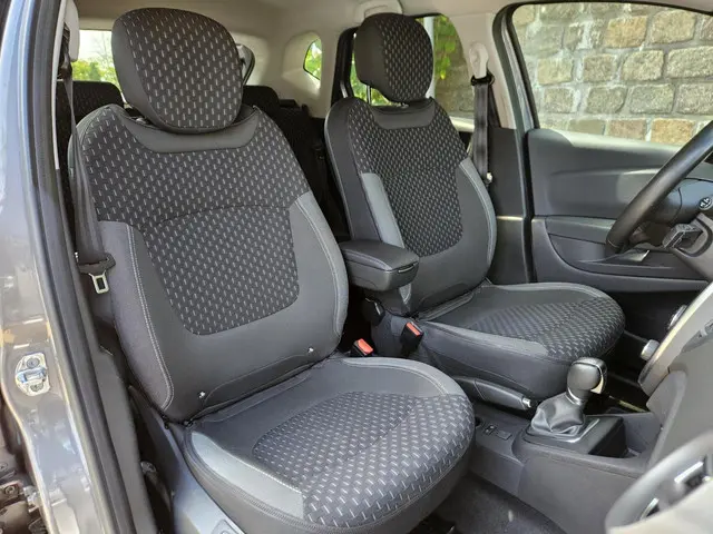 Renault Captur 1.2 TCe Limited Automaat 2018 Benzine 29