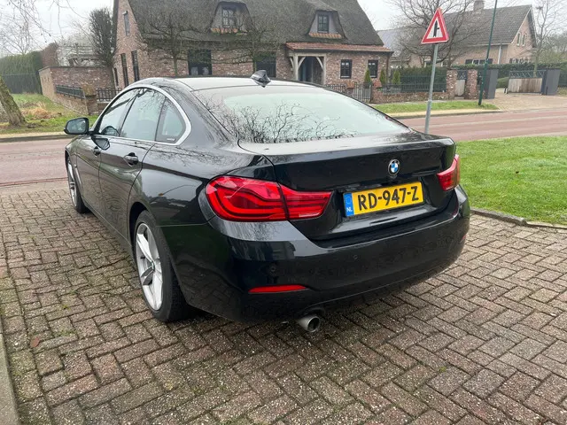 BMW 4 Serie Gran Coupé 418i High Executive 2017 Benzine 6