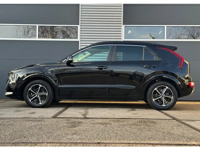 Kia Niro 1.6 GDi PHEV DynamicLine 2022 Hybride Benzine 3
