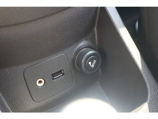 Ford Fiesta 1.0 EcoBoost Titanium 2014 Benzine 24