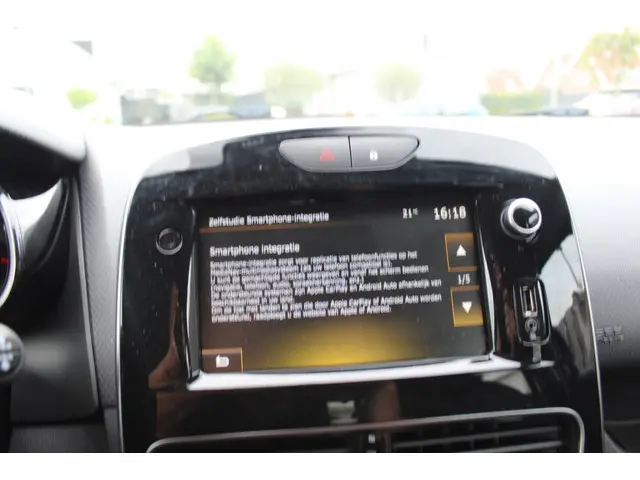 Renault Clio Estate 0.9 TCe Zen 2019 Benzine 15