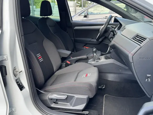 SEAT Ibiza 1.0 TSI FR BUSINESS INTENSE 2020 Benzine 10