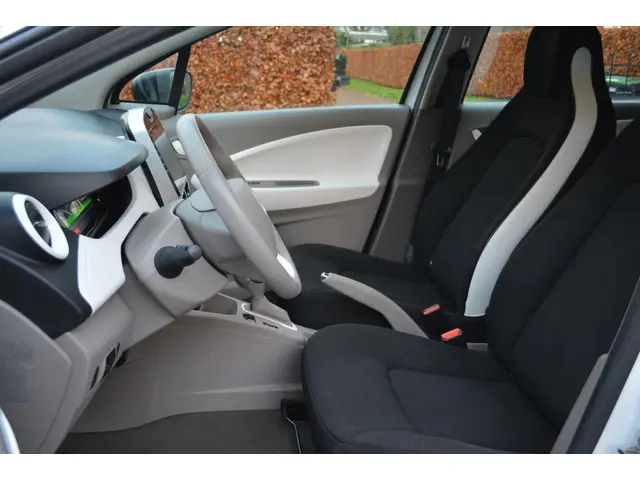 Renault ZOE R90 Life 41 kWh 2017 Elektrisch 26