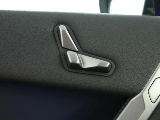 BMW iX xDrive40 2025 Elektrisch 42