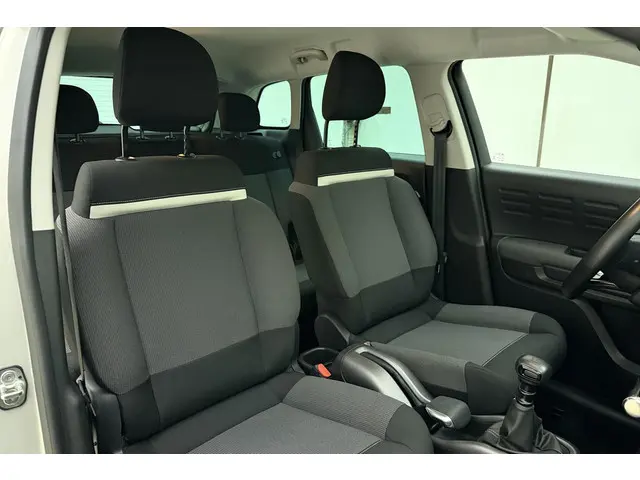 Citroën C3 Aircross 1.2 PureTech S&S Shine 2020 Benzine 13