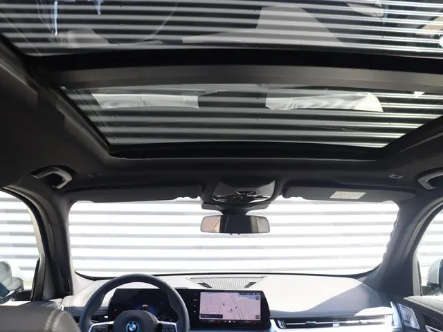 BMW iX1 eDrive20 2025 Elektrisch 17