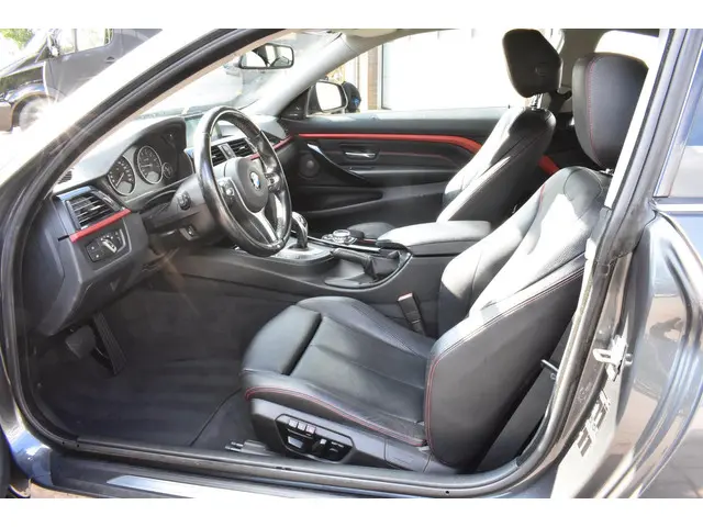 BMW 4 Serie Coupé 435i High Executive 2014 Benzine 14