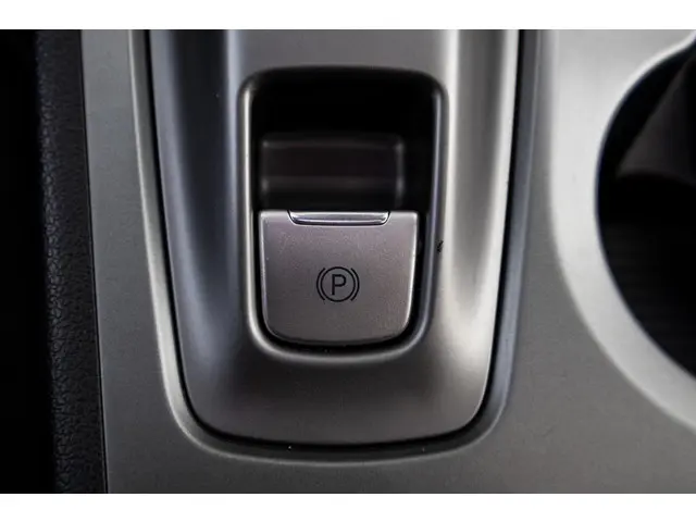 Hyundai Kona EV Premium 64 kWh 2020 Elektrisch 37