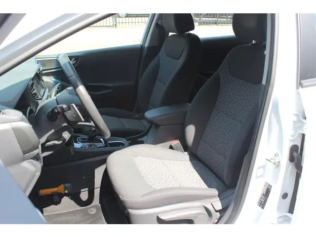 Hyundai IONIQ 1.6 GDi PHEV i-Motion 2019 Hybride Benzine 17