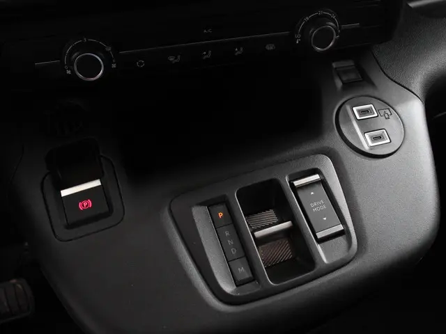 Peugeot Partner 1.5 BlueHDi 130 EAT8 S&S L2 2024 Diesel 17