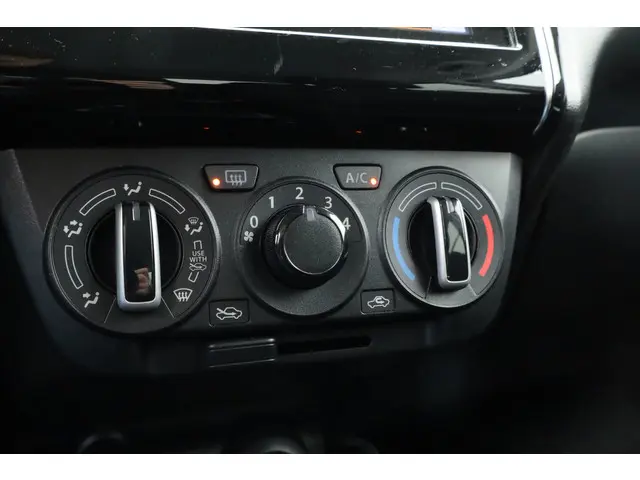 Suzuki Swift 1.2 Stijl Smart Hybrid 2020 Benzine 19