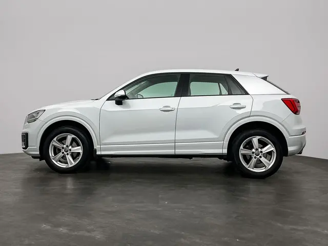 Audi Q2 35 TFSI CoD Automaat Virtual PDC 2019 Benzine 8