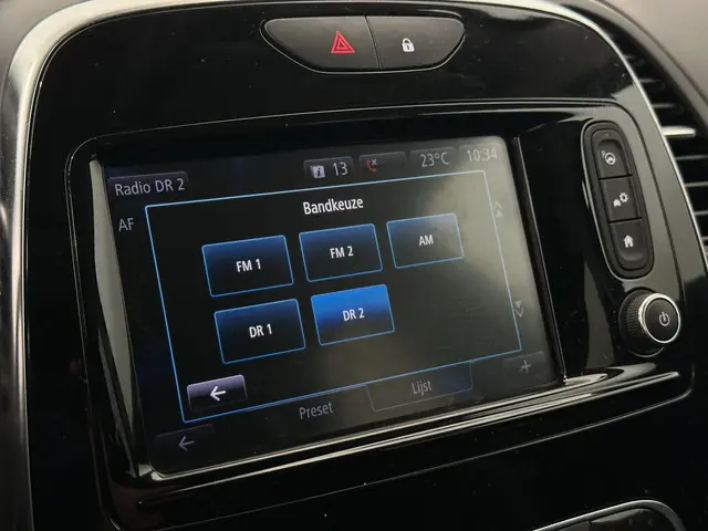 Renault Captur 0.9 TCe 90 Intens 2018 Benzine 28