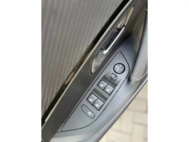 Peugeot 2008 1.2 PureTech GT|Focal|Automaat 2020 Benzine 42