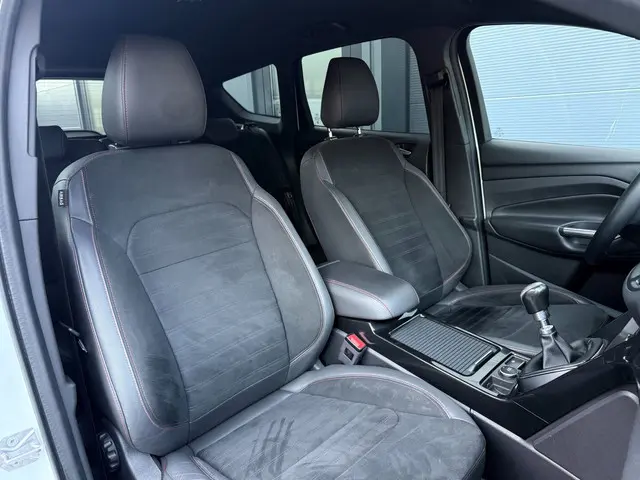 Ford Kuga 1.5 EcoBoost ST Line 2018 Benzine 17