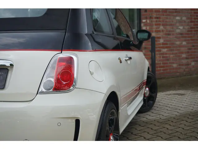 Abarth 500C 1.4 T-Jet Estetico 2012 Benzine 12