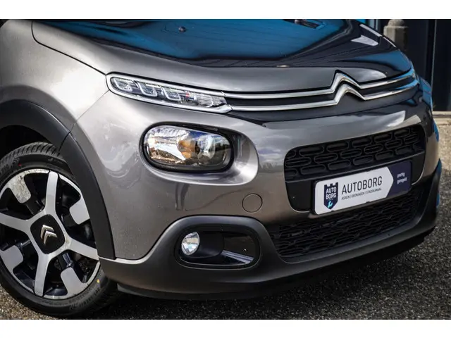 Citroën C3 1.2 PureTech S&S Shine 2018 Benzine 26