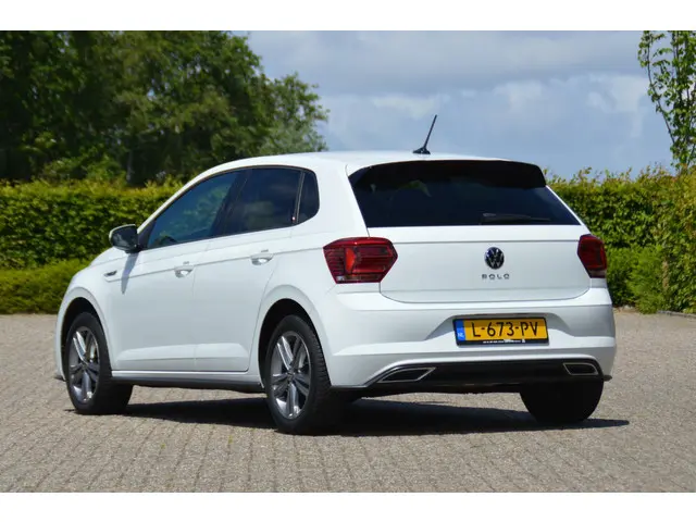 Volkswagen Polo 1.0 TSI Highline Business R 2021 Benzine 44
