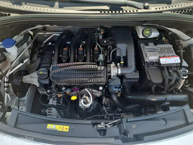 Citroën DS3 1.2 PureTech So Chic 2015 Benzine 31