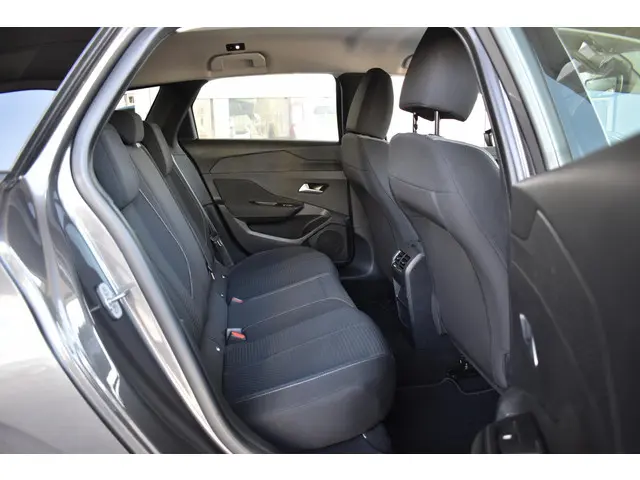 Peugeot 308 SW 1.2 PT Active Pack Business 2023 Benzine 26