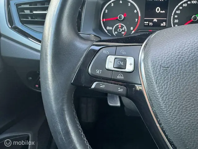 Volkswagen Polo 1.0 TSI Comfortline Business 2019 Benzine 13