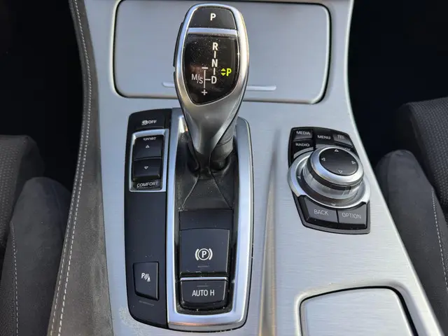 BMW 5 Serie 520i Executive M Sport 2013 Benzine 19