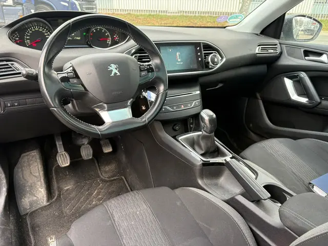 Peugeot 308 SW 1.2 PureTech Style 2016 Benzine 3