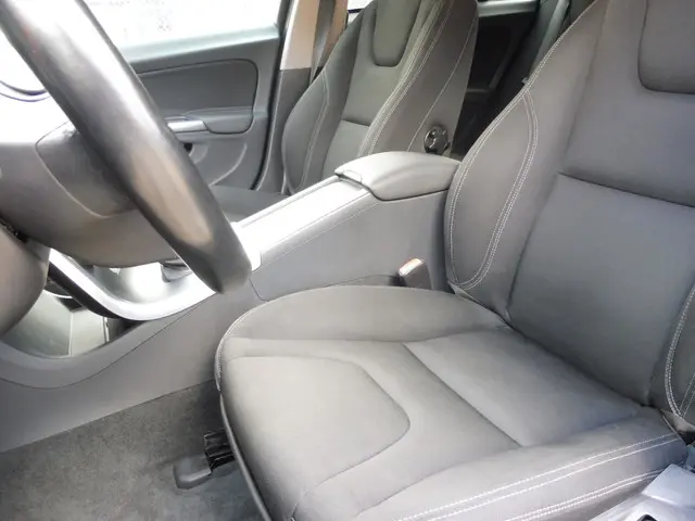 Volvo V60 1.6 T4 Kinetic 2013 Benzine 4