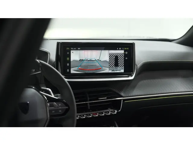 Peugeot 2008 PureTech 130 EAT8 GT 2024 Benzine 14