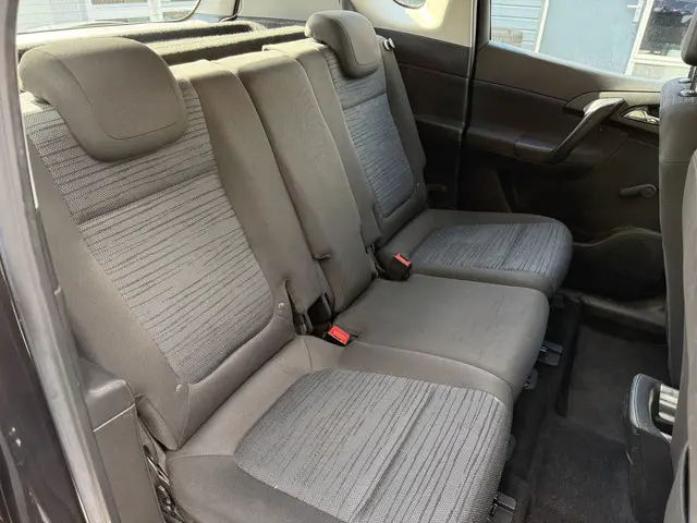 Opel Meriva 1.4 Cosmo 2015 Benzine 17