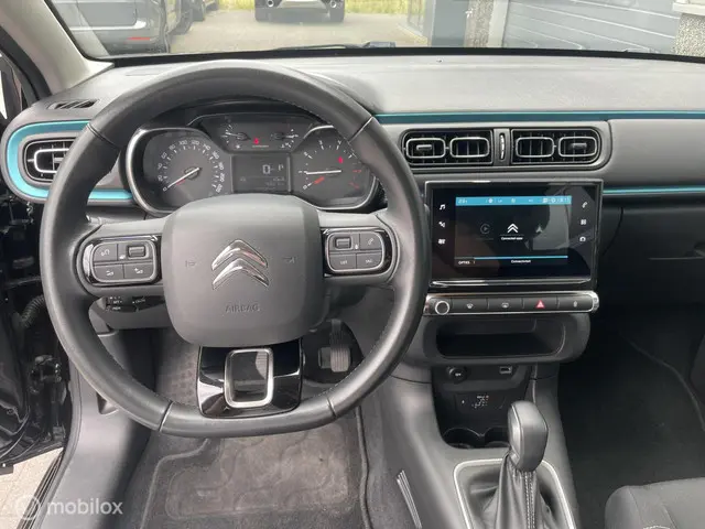 Citroën C3 1.2 PureTech Saint James 2021 Benzine 15
