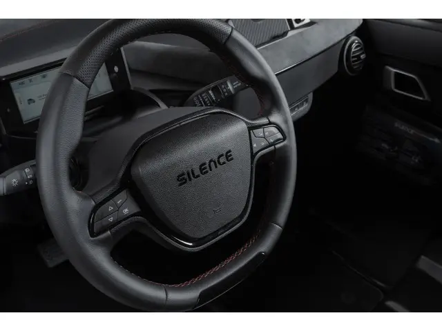 Silence S04 - 45KM/U - AIRCO - BLUETOOTH 2025 Elektrisch 2