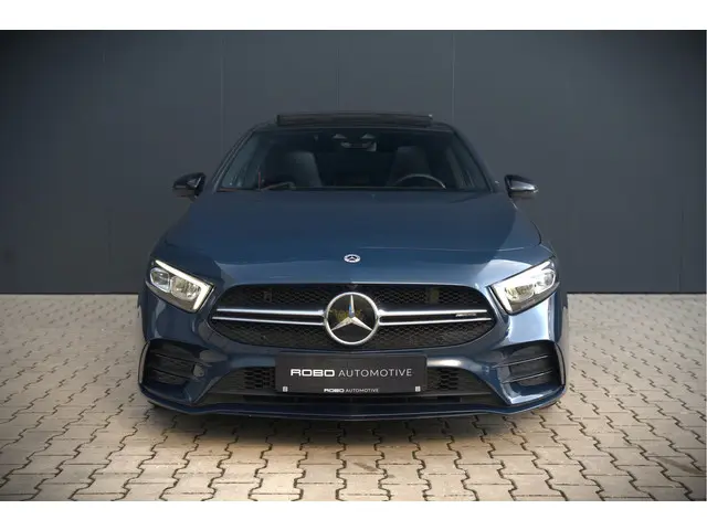 Mercedes-Benz A-Klasse AMG 35 4MATIC 2022 Benzine 11