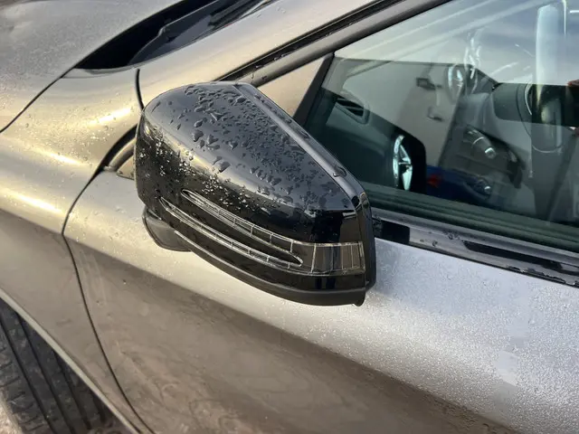 Mercedes-Benz GLA 200 Edition 1 2014 Benzine 19