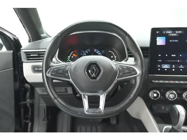 Renault Clio TCe 130 EDC Initiale Paris 2020 Benzine 36