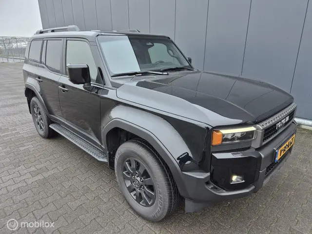 Toyota Land Cruiser 250 2.8 D-4D Executive 2024 Diesel 61