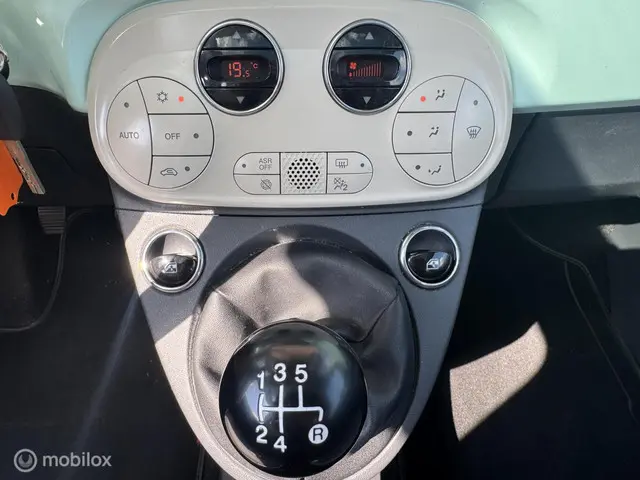 Fiat 500 0.9 TwinAir Turbo Lounge 2016 Benzine 18