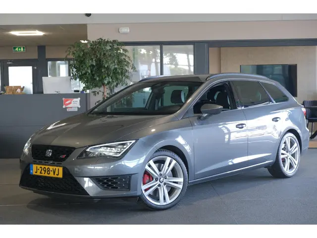 SEAT Leon ST Cupra 265pk Led Navi Pdc 2016 Benzine